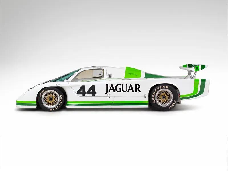 Jaguar xjr-5 photo - 1