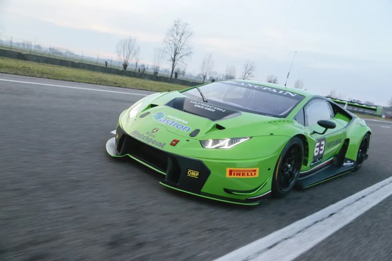 Lamborghini racing photo - 9