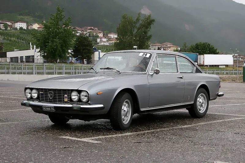 Lancia 2000 photo - 1