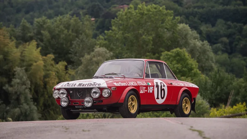 Lancia rally photo - 6