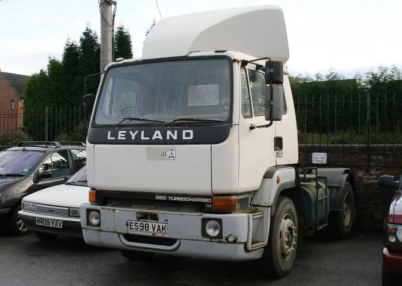 Leyland cruiser photo - 1