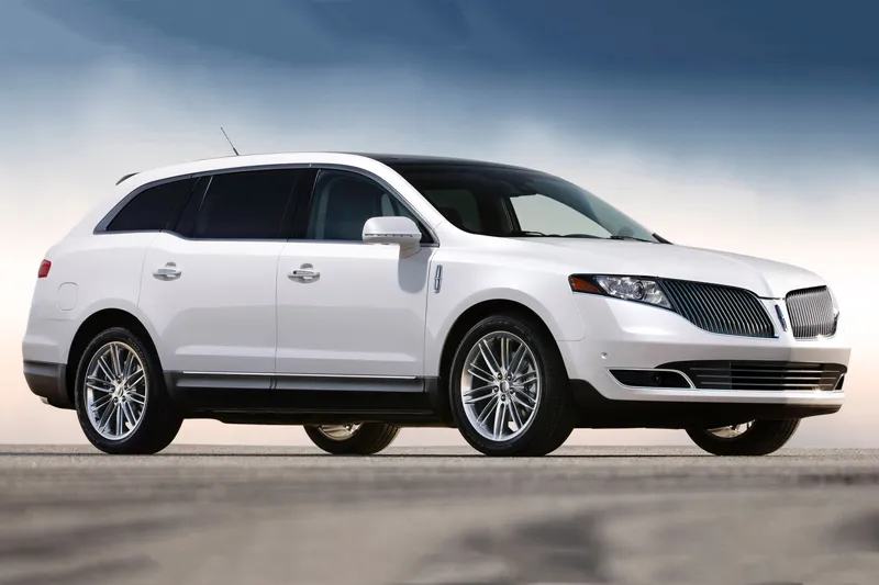 Lincoln mkt photo - 8
