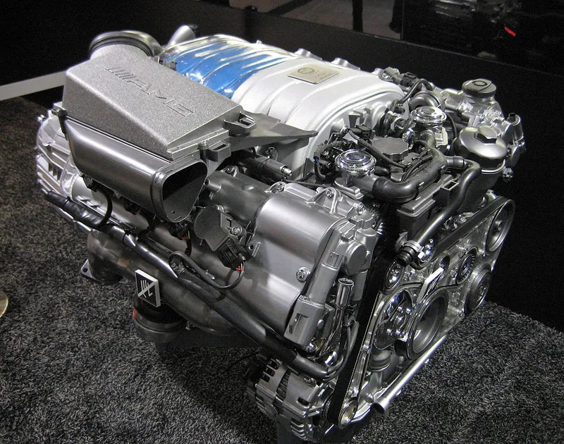 Mercedes-benz engine photo - 5