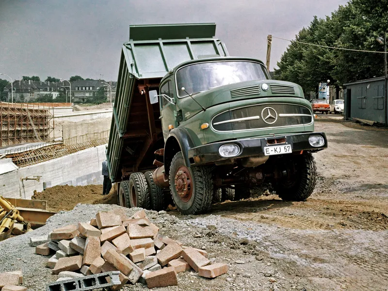 Mercedes-benz lak photo - 3