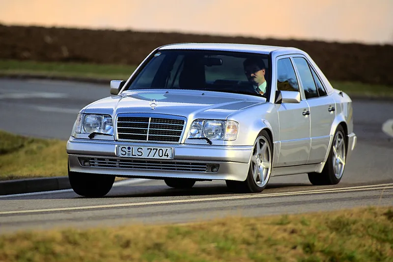 Mercedes-benz series photo - 8