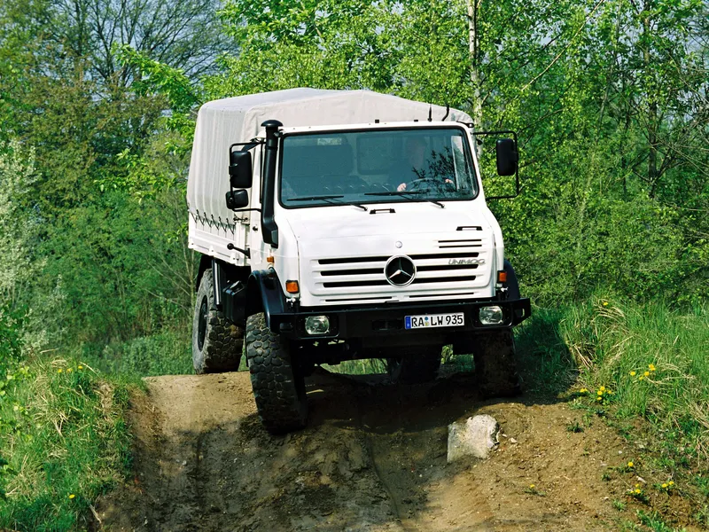Mercedes-benz u5000 photo - 5