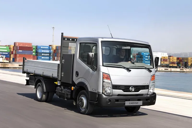 Nissan cabster photo - 9
