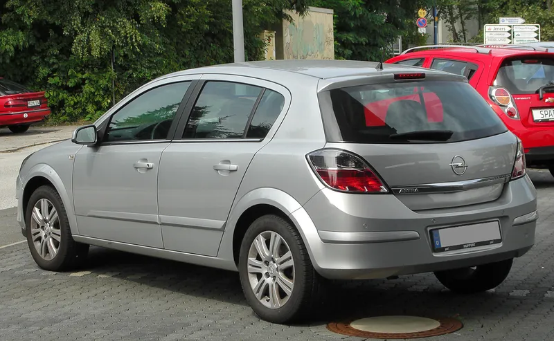 Opel astra-h photo - 8