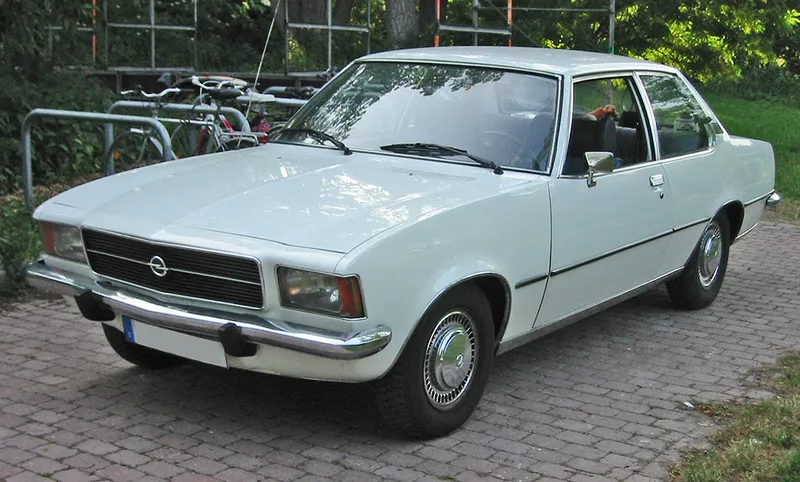 Opel record photo - 2