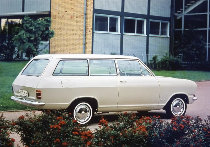 Opel wagon photo - 9