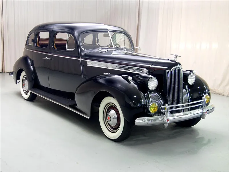 Packard sedan photo - 3