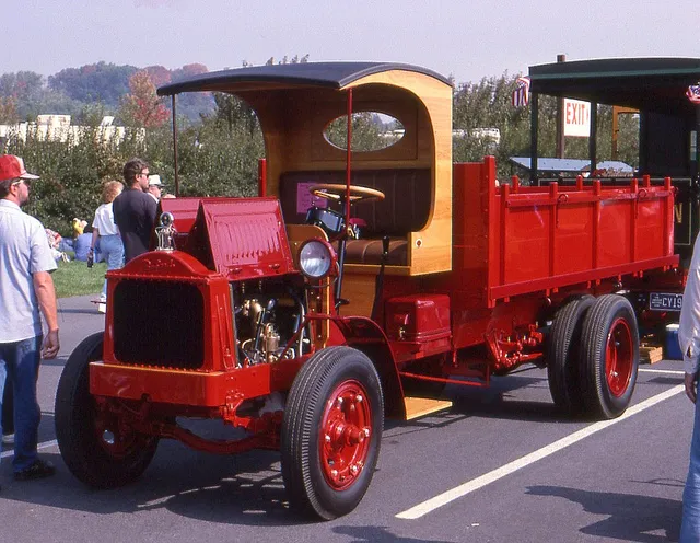 Packard truck photo - 10