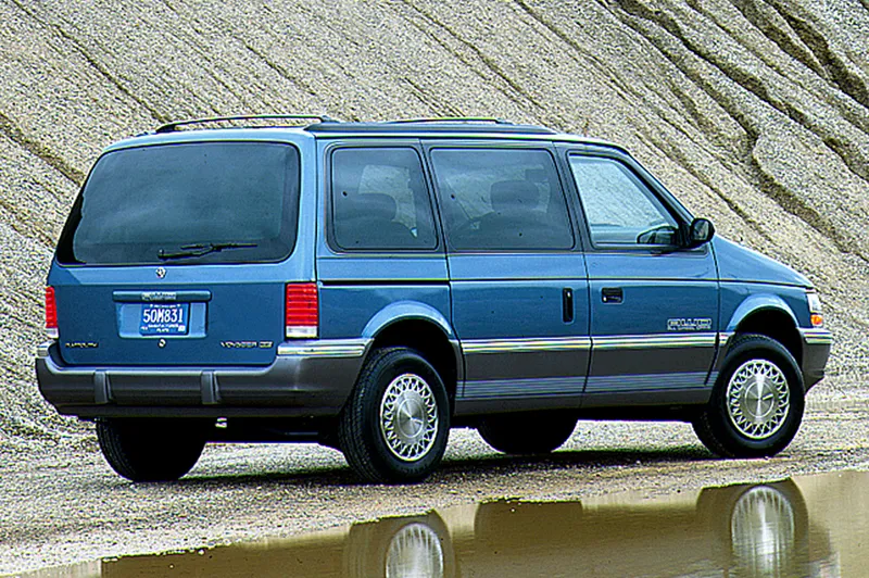 Plymouth voyager photo - 5