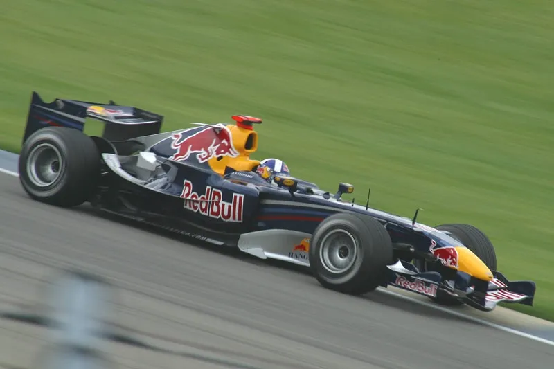 Red bull rb2 photo - 1