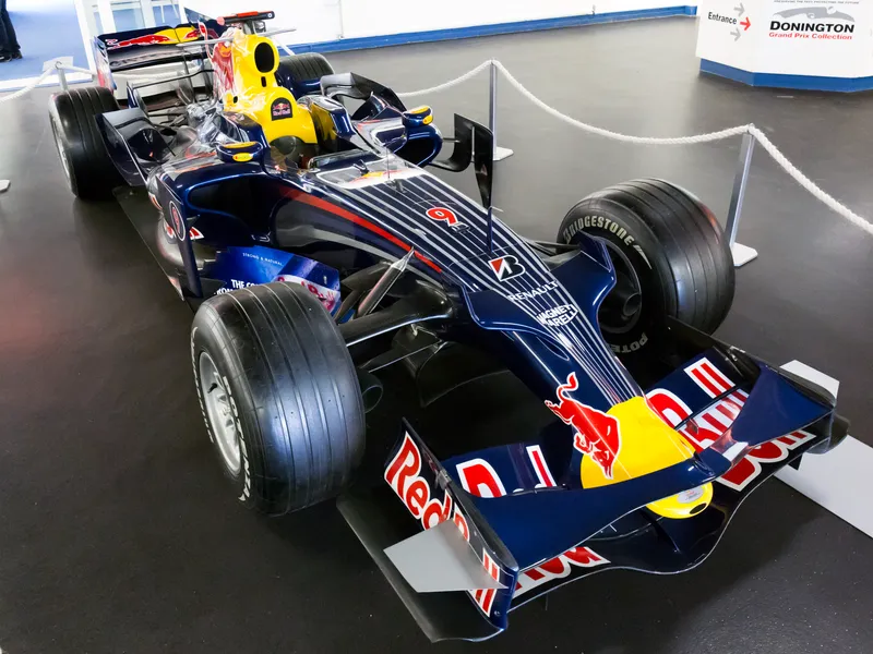 Red bull rb4 photo - 6