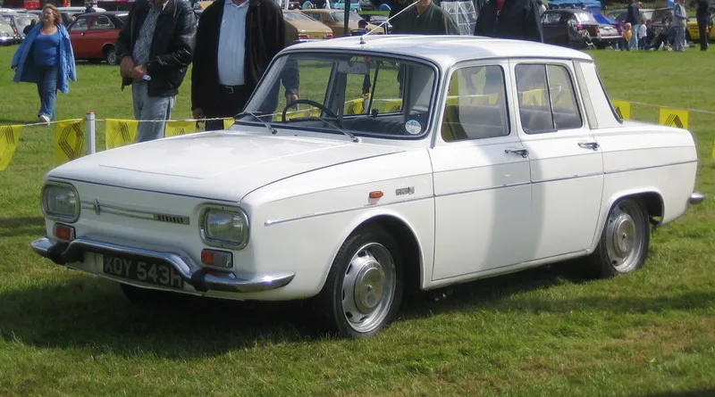 Renault 10 photo - 1