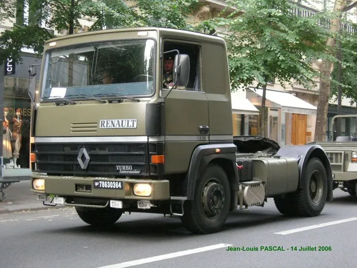 Renault r-310 photo - 1