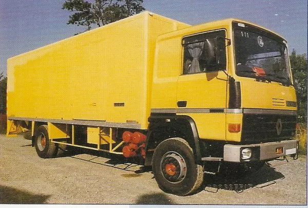 Renault r-310 photo - 5