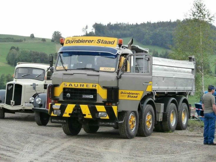 Saurer truck photo - 6