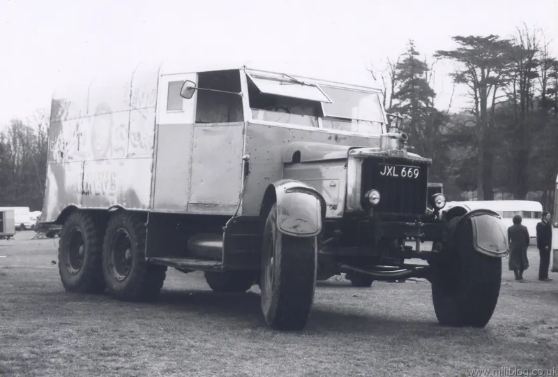 Scammell tractor photo - 1