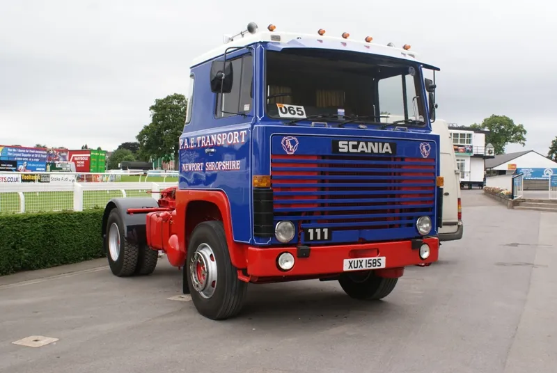 Scania 1 photo - 3