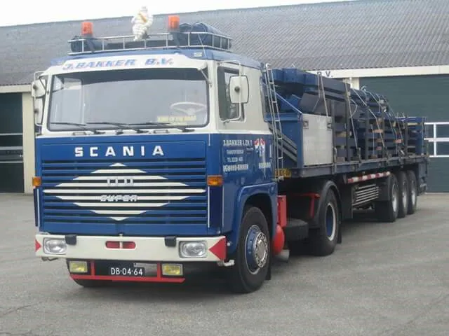 Scania 110 photo - 10