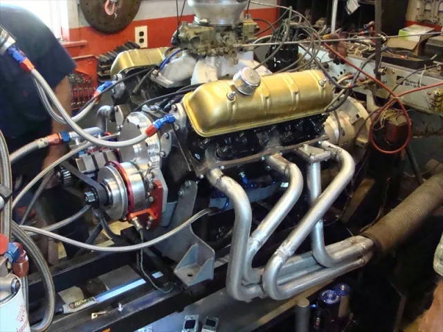 Studebaker engine photo - 1
