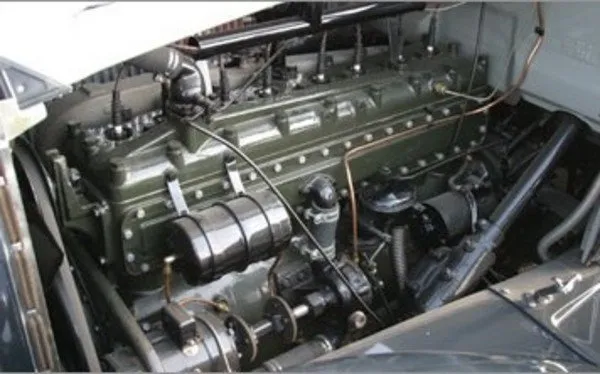 Studebaker engine photo - 6