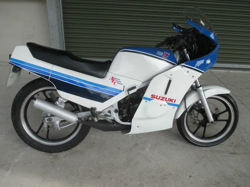 Suzuki rg photo - 6