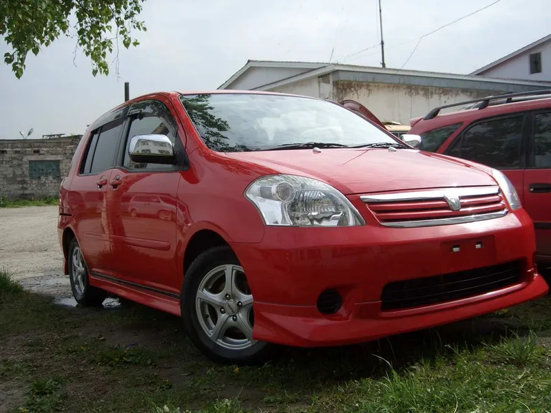Toyota raum photo - 5