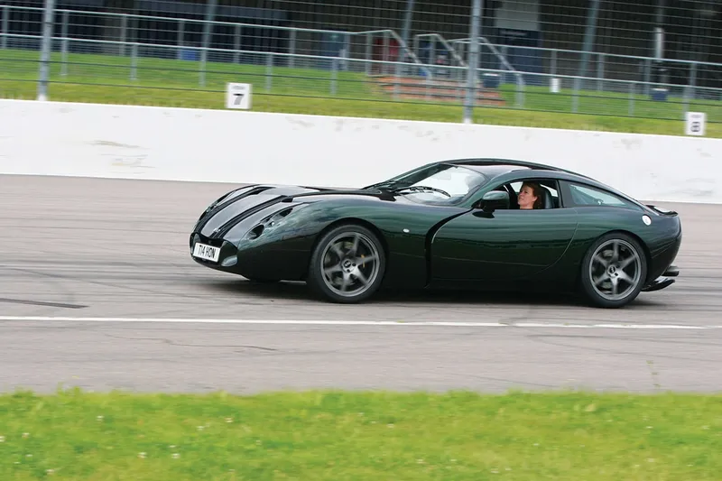 Tvr t440 photo - 6