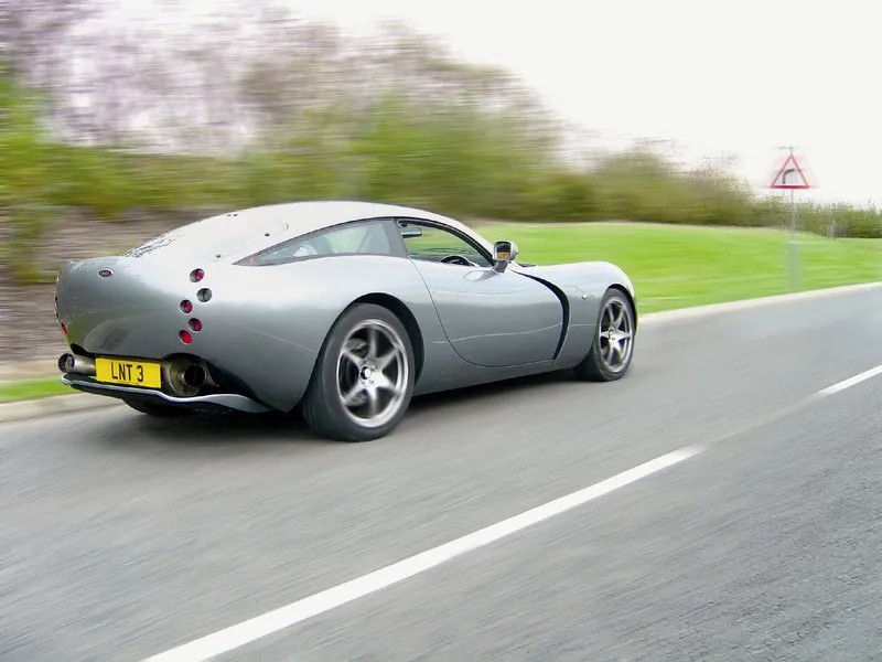 Tvr t440r photo - 4
