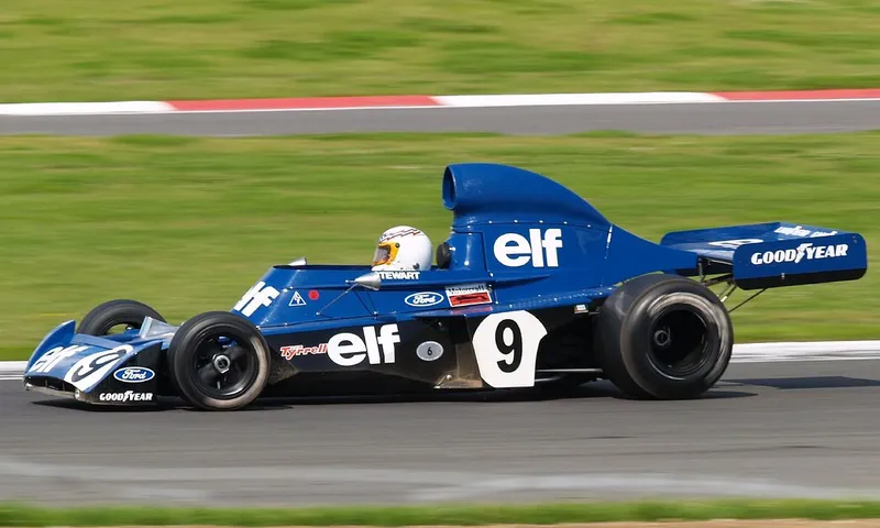 Tyrrell 006 photo - 4
