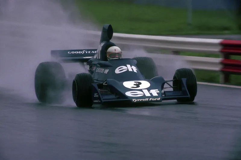 Tyrrell 007 photo - 8