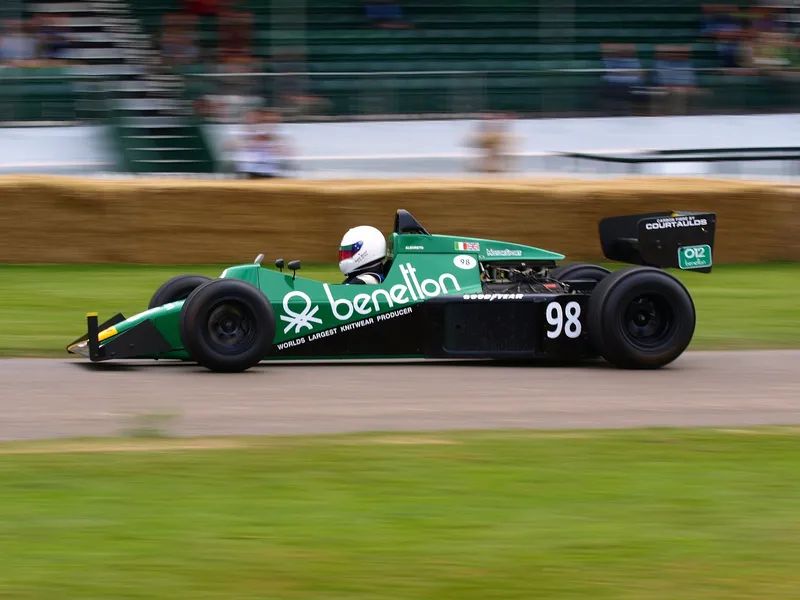 Tyrrell 012 photo - 8