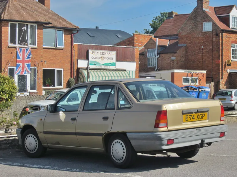 Vauxhall belmont photo - 9