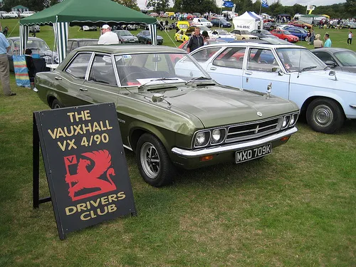 Vauxhall vx4 photo - 9