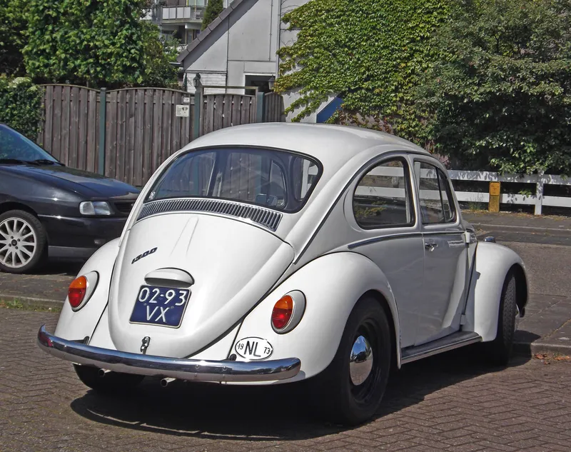 Volkswagen 1300 photo - 6