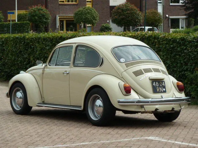 Volkswagen 1302s photo - 8