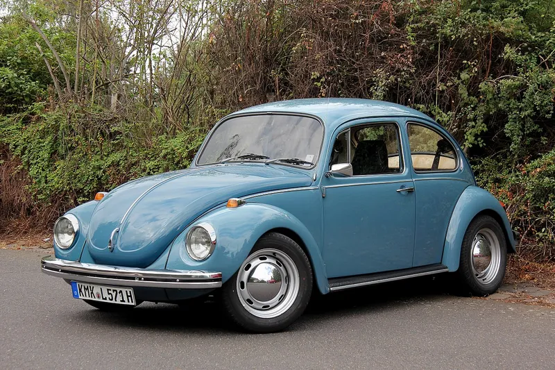 Volkswagen beetle photo - 1