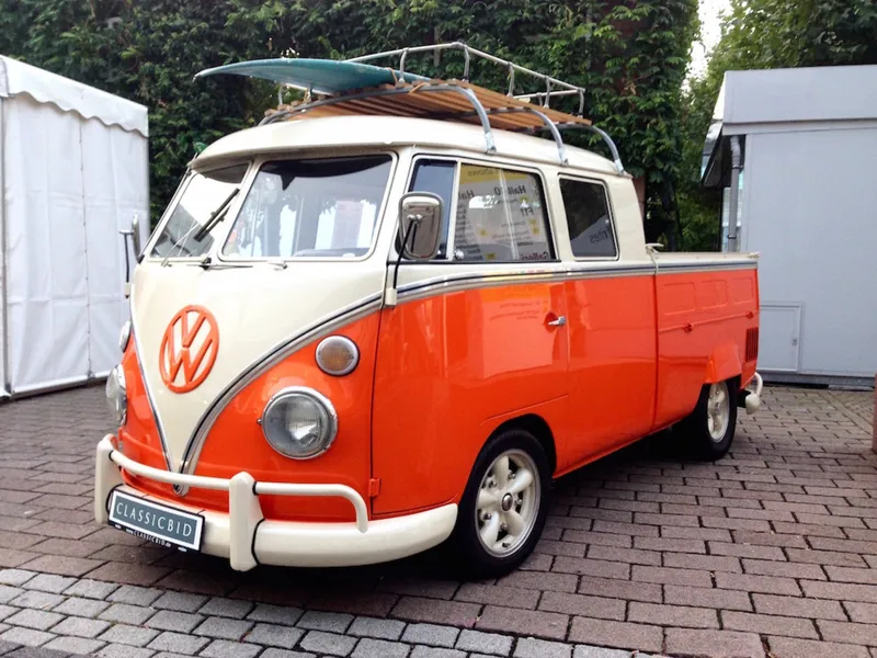 Volkswagen bus photo - 5