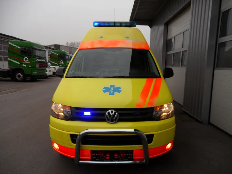Volkswagen krankenwagen photo - 9