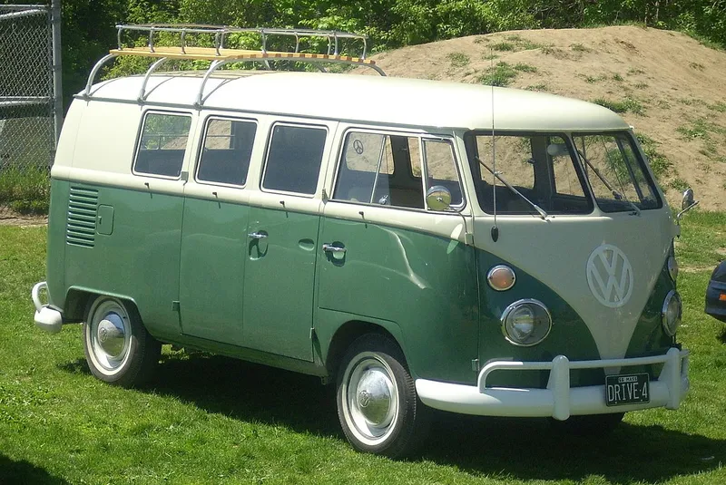 Volkswagen omnibus photo - 9