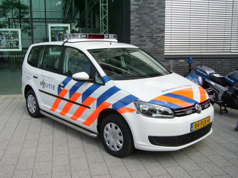 Volkswagen polizei photo - 10