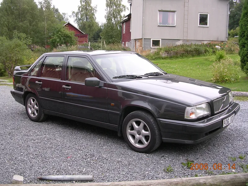 Volvo 850 photo - 4