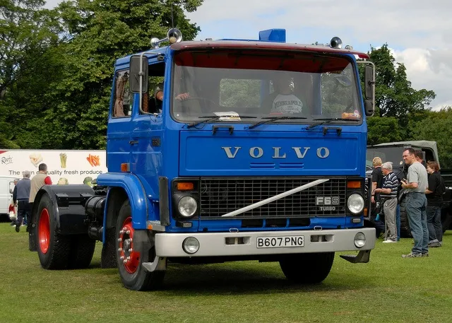 Volvo f6 photo - 1