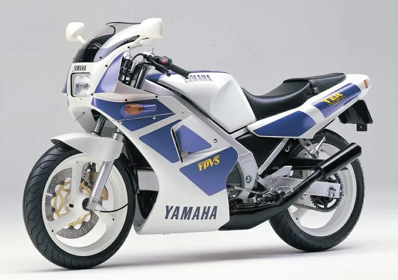 Yamaha tzr250 photo - 3