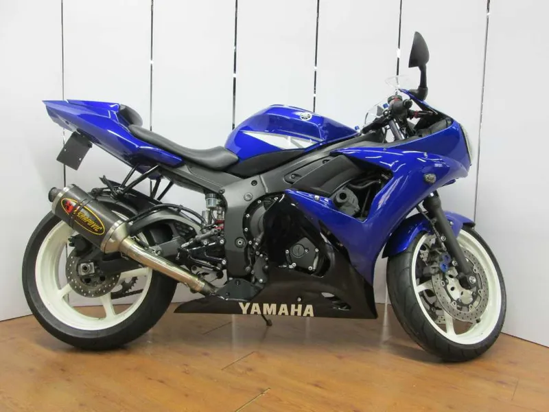 Yamaha yzf-r6s photo - 3